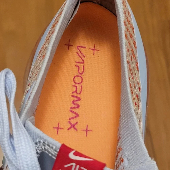 Nike Air VaporMax Flyknit 3 Blue Orange Wmns Sz 8 #AJ6910 400 New Condition - Picture 9 of 10